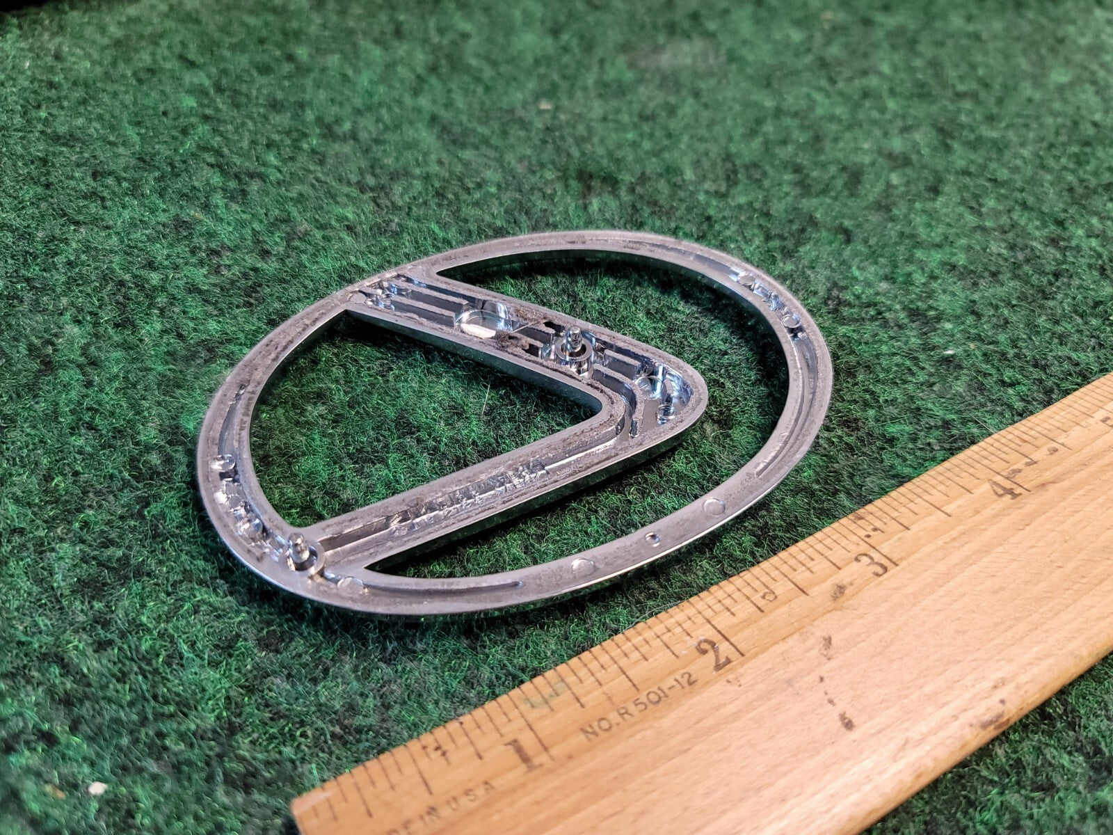 1992-1996 LEXUS ES300 ES 300 REAR EMBLEM BADGE SYMBOL LOGO  2198 OEM 2M1