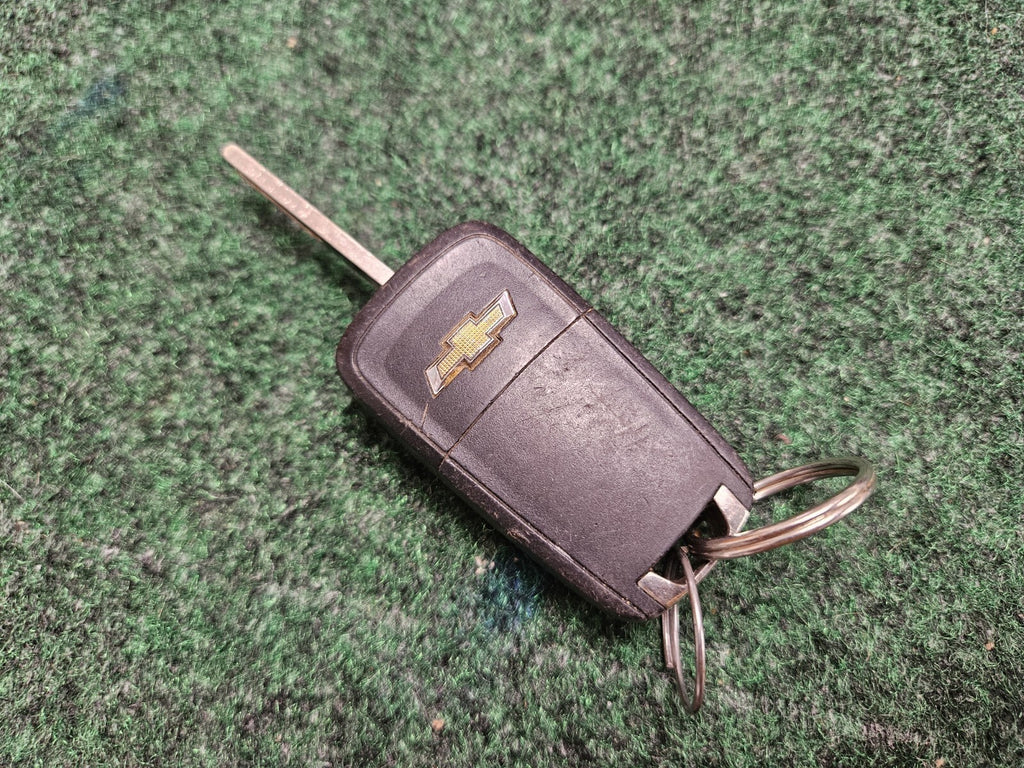 Chevrolet Smart Keyfob 4 Button Trunk OEM Key Fob Keyless Entry  13586120 7S5