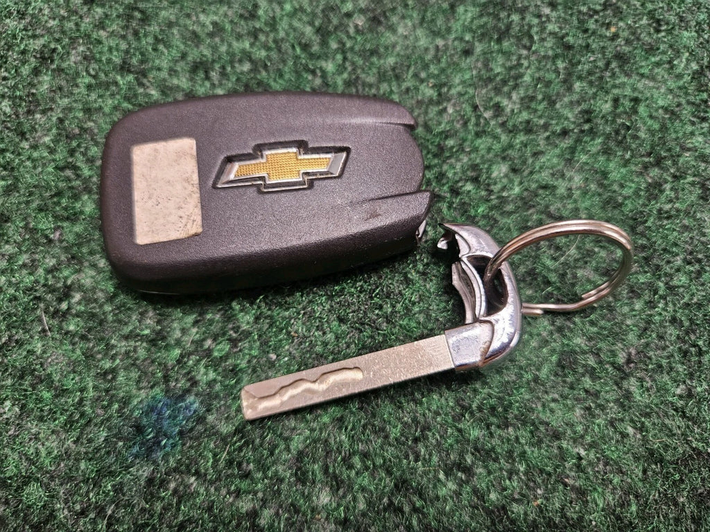 OEM Chevrolet Malibu Cruz Camaro Smart Key Fob with 5 Buttons Used Key Cut 7S5