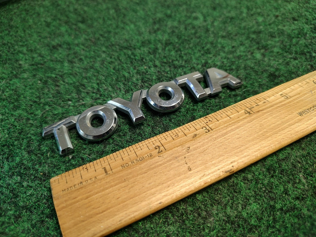 Toyota Chrome Plastic 4.5" Emblem Badge Logo Nameplate Name Plate Insignia 1S9