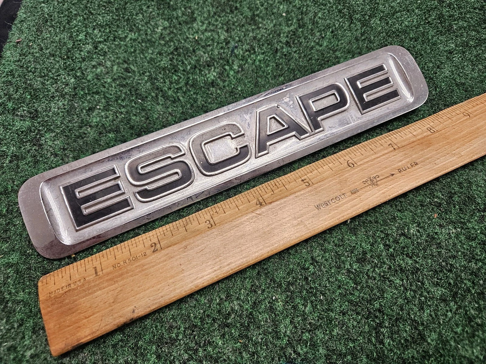 2008-2012 FORD ESCAPE SIDE EMBLEM LOGO BADGE SYMBOL OEM 6M6