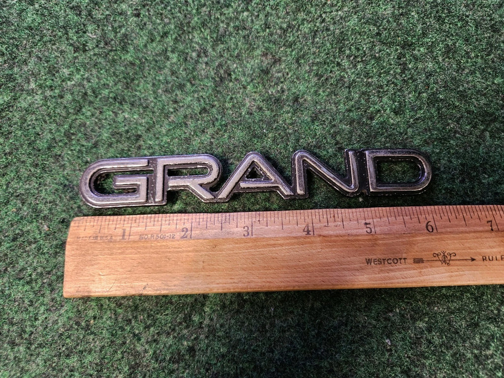1992-1995 Pontiac Grand Emblem Badge Logo Nameplate Name Plate 5M1