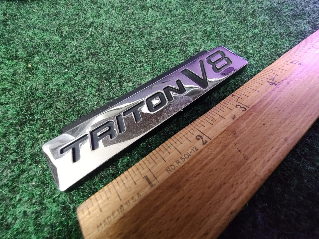 97 98 99 00 01 02 03 04 FORD F-150 TRITON V8 SIDE EMBLEM BADGE LOGO USED OEM 6S4