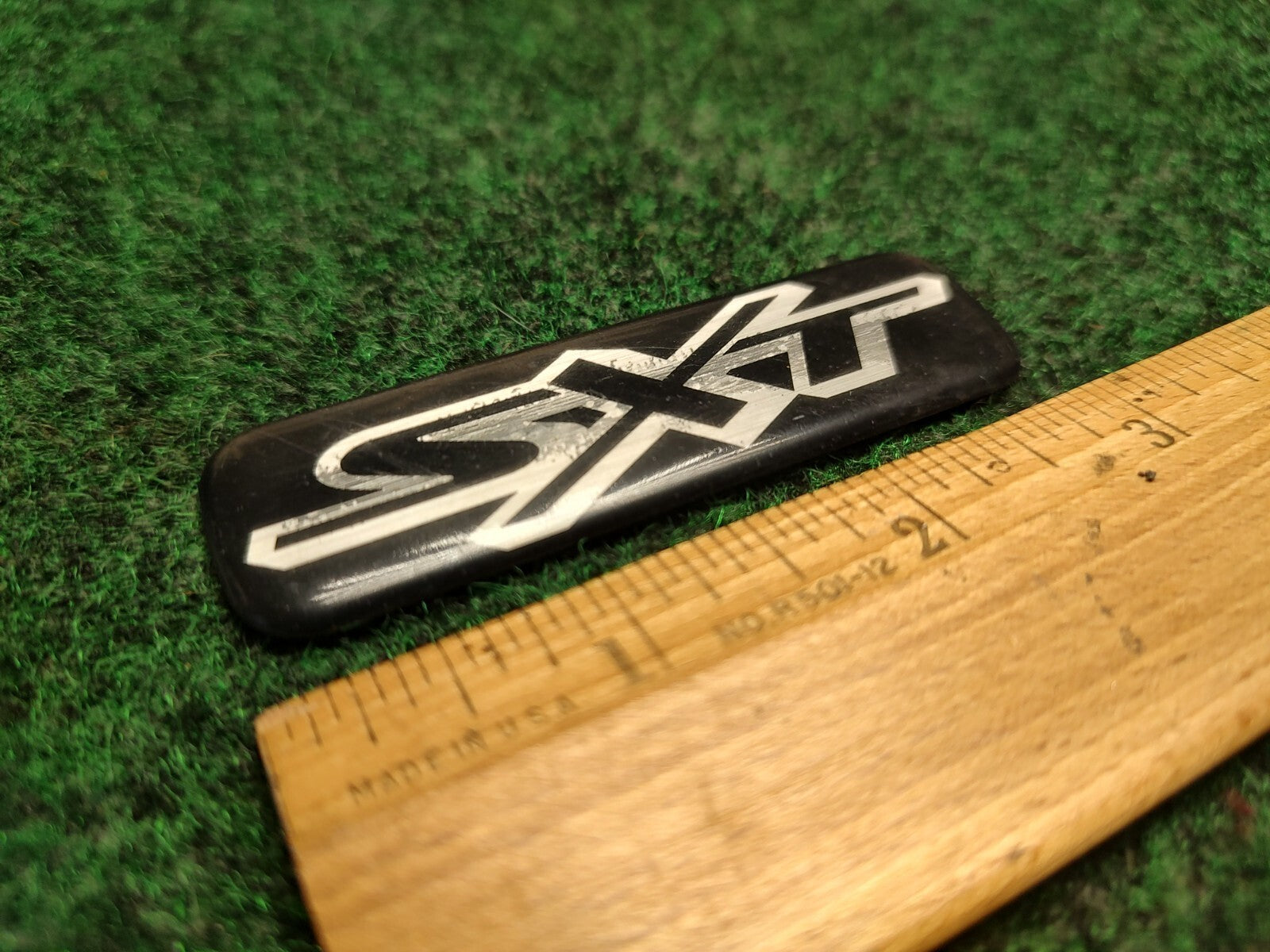 01 02 03 04 05 DODGE STRATUS SXT REAR EMBLEM BADGE SYMBOL LOGO DECAL OEM 1S1
