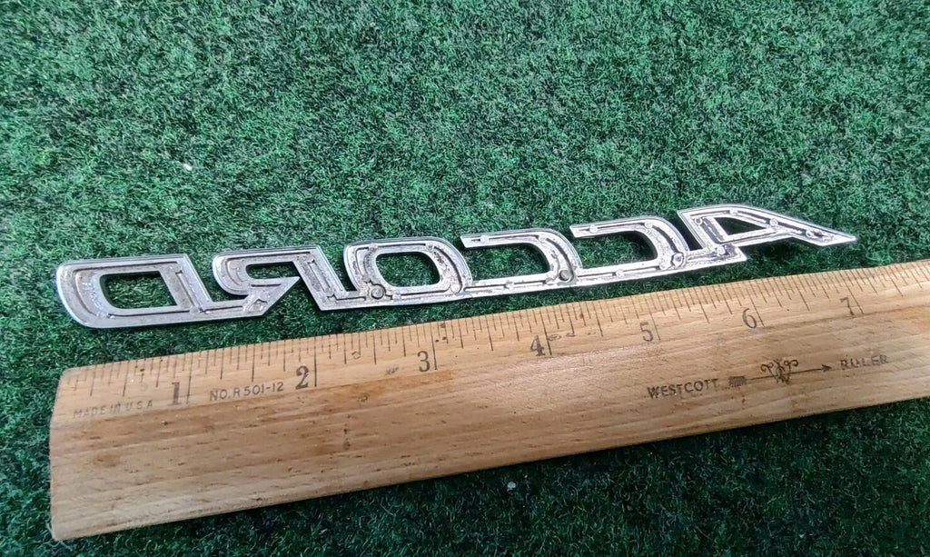 HONDA ACCORD REAR GATE EMBLEM BADGE SYMBOL NAMEPLATE NAME PLATE OEM 8L4