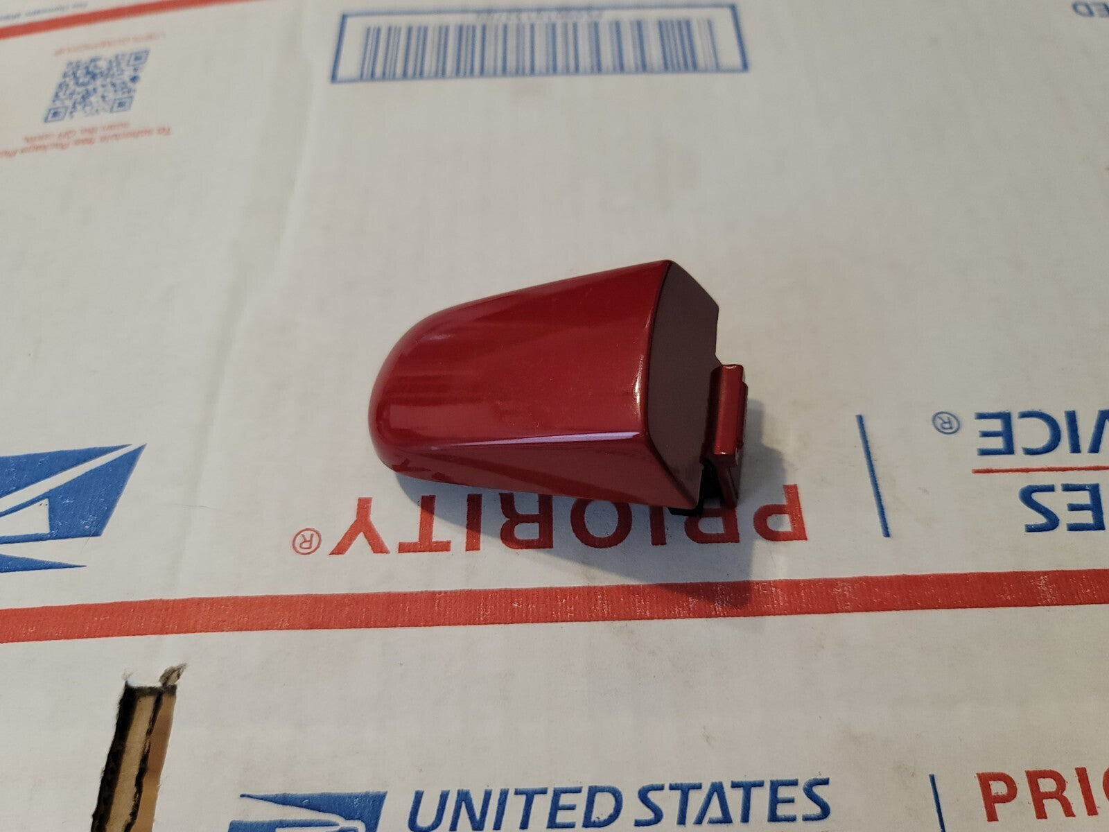2009-2012 Chevrolet Traverse Exterior Door Handle Cover OEM Red 7L3