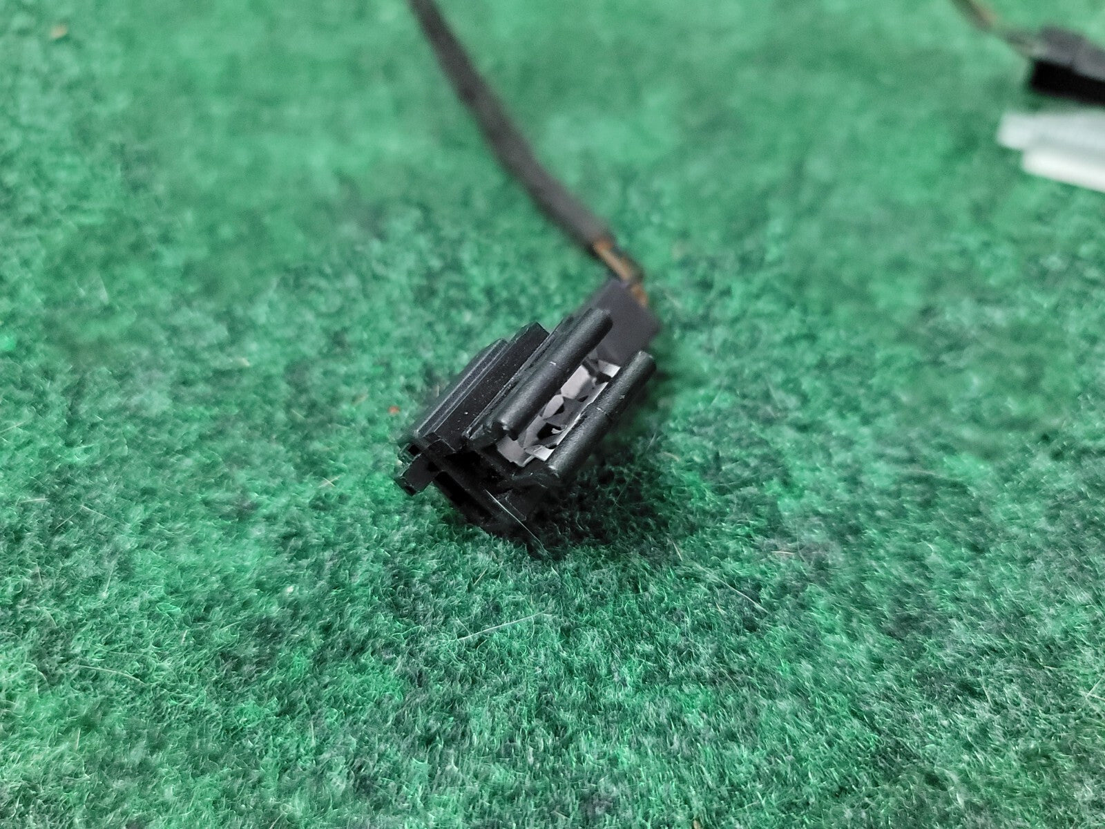 VW Audi Porsche Wiring Harness Plug Connector 2 Wire Pigtail OEM #1J0973332A 3L5