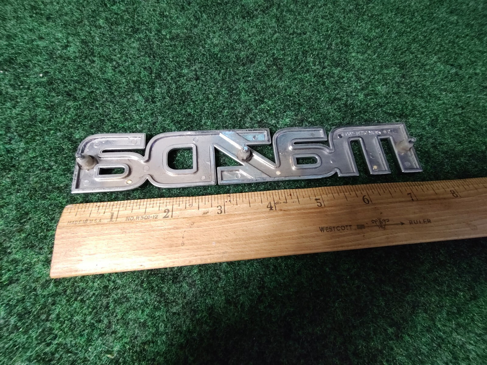 2000-2006 Mazda MPV Rear Emblem Name Plate LC62-51710 3M1