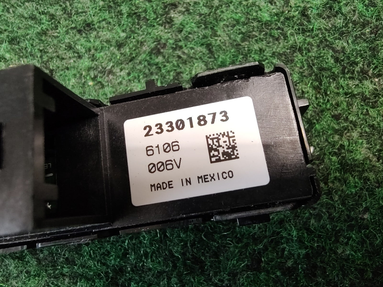 2014-2019 CADILLAC CTS OVERHEAD HANDS FREE CALLING ONSTAR SWITCH CONTROL OEM 5S5