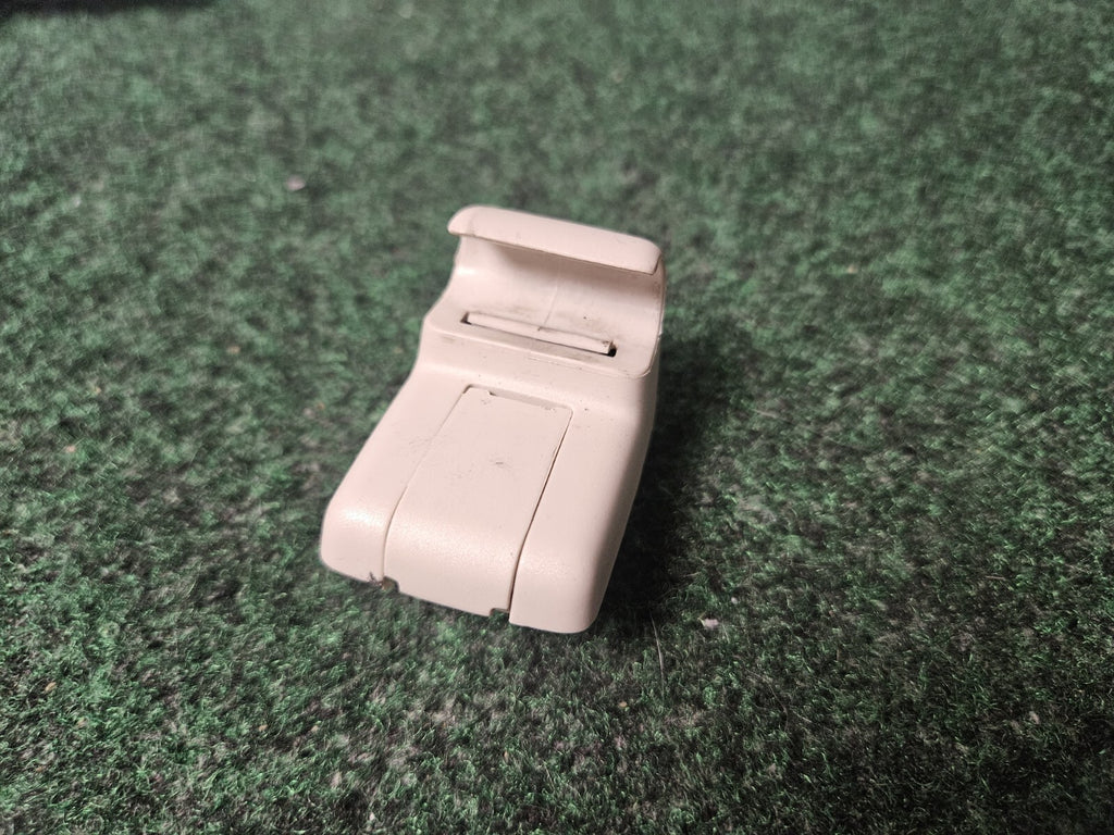 2006-2012 Land Rover Range Rover Sport Beige Sun Visor Clip Retainer OEM 4S7