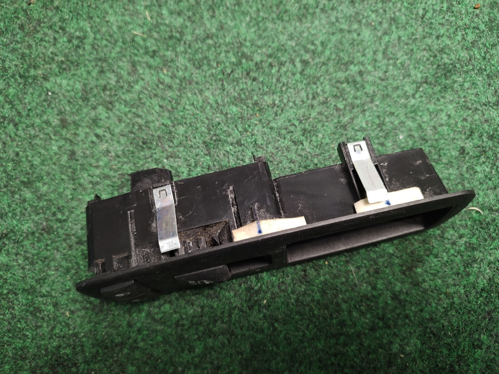 2011-2014 DODGE Journey PASSENGER FRONT POWER WINDOW SWITCH 56046822AD OEM FL2