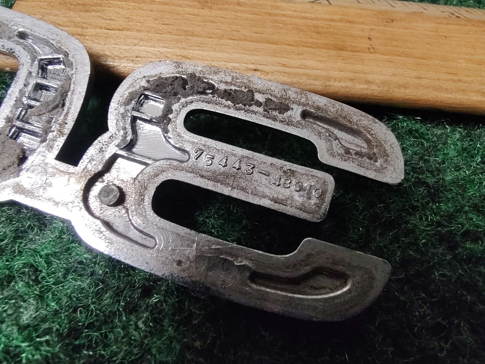 1999 2000 2001 2002 2003 Lexus RX300 Rear Trunk Nameplate Emblem 75443-48010 5S4