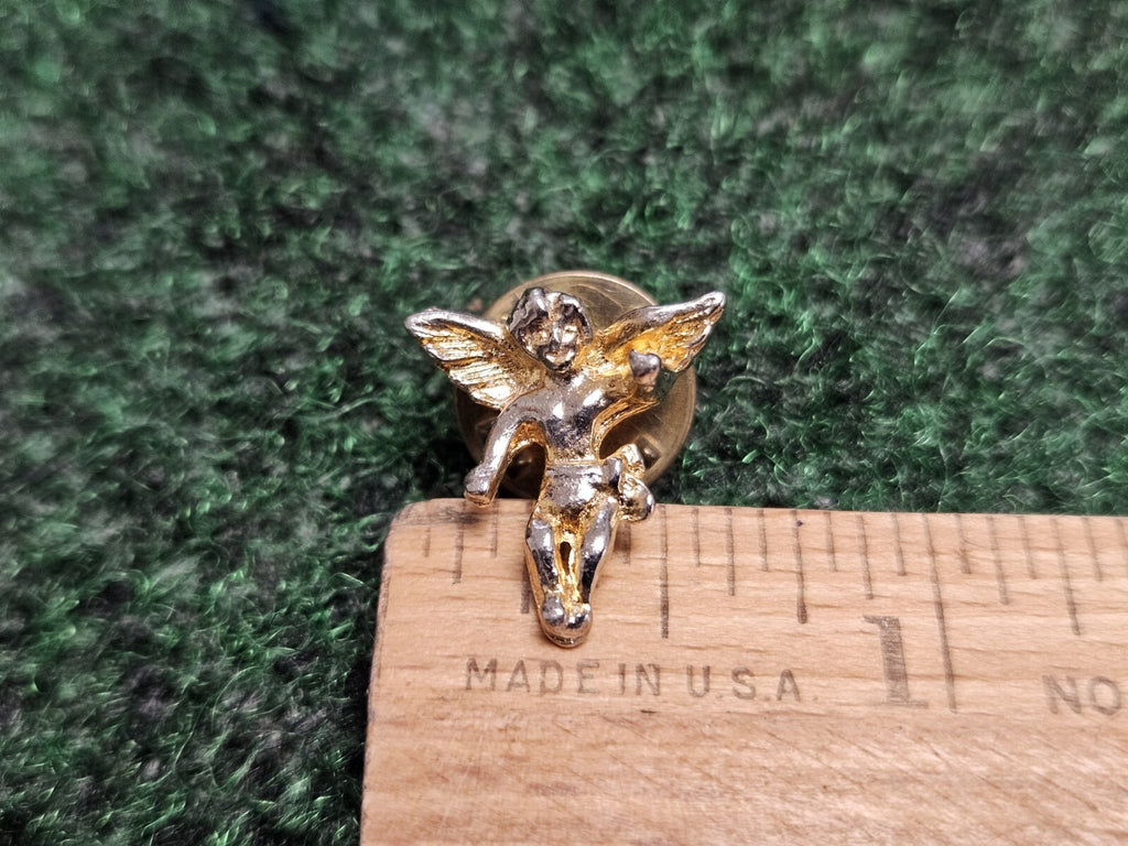 Guardian Angel Cherub Gold Tone Vintage Lapel Pin
