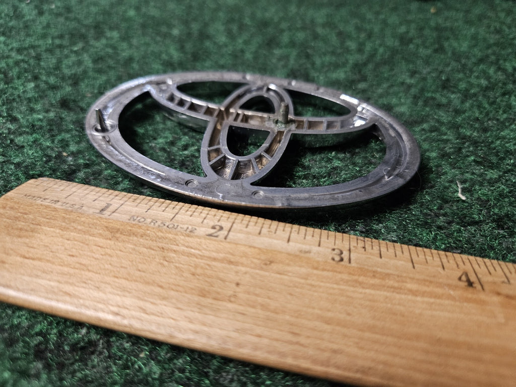 Toyota Chrome Emblem Logo Symbol Unknown Model ~4" 3M4