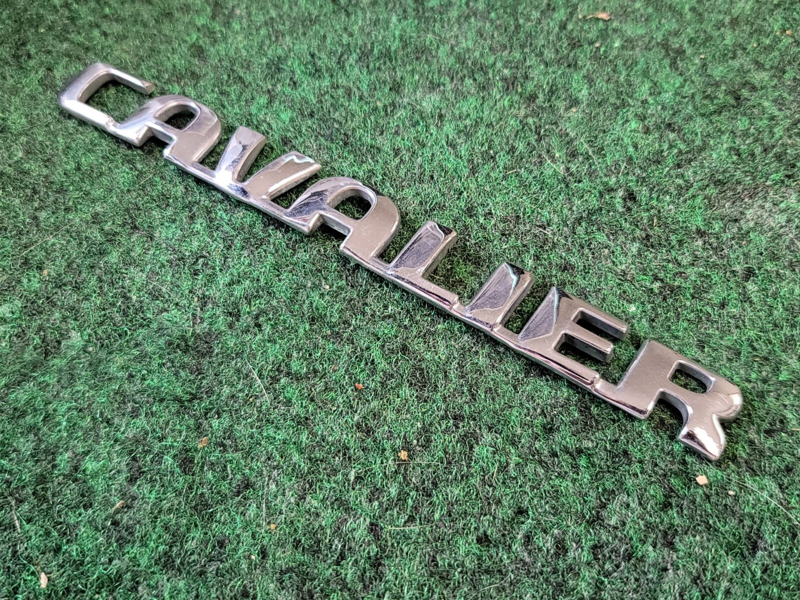 01 02 03 04 05 Chevrolet Cavalier Emblem Logo Letters Badge Trunk Rear OEM 1M2