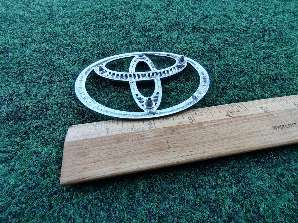 1999 - 2002 Toyota Avalon Rear Trunk Emblem Sign Badge Genuine 75471-AC010 10L4