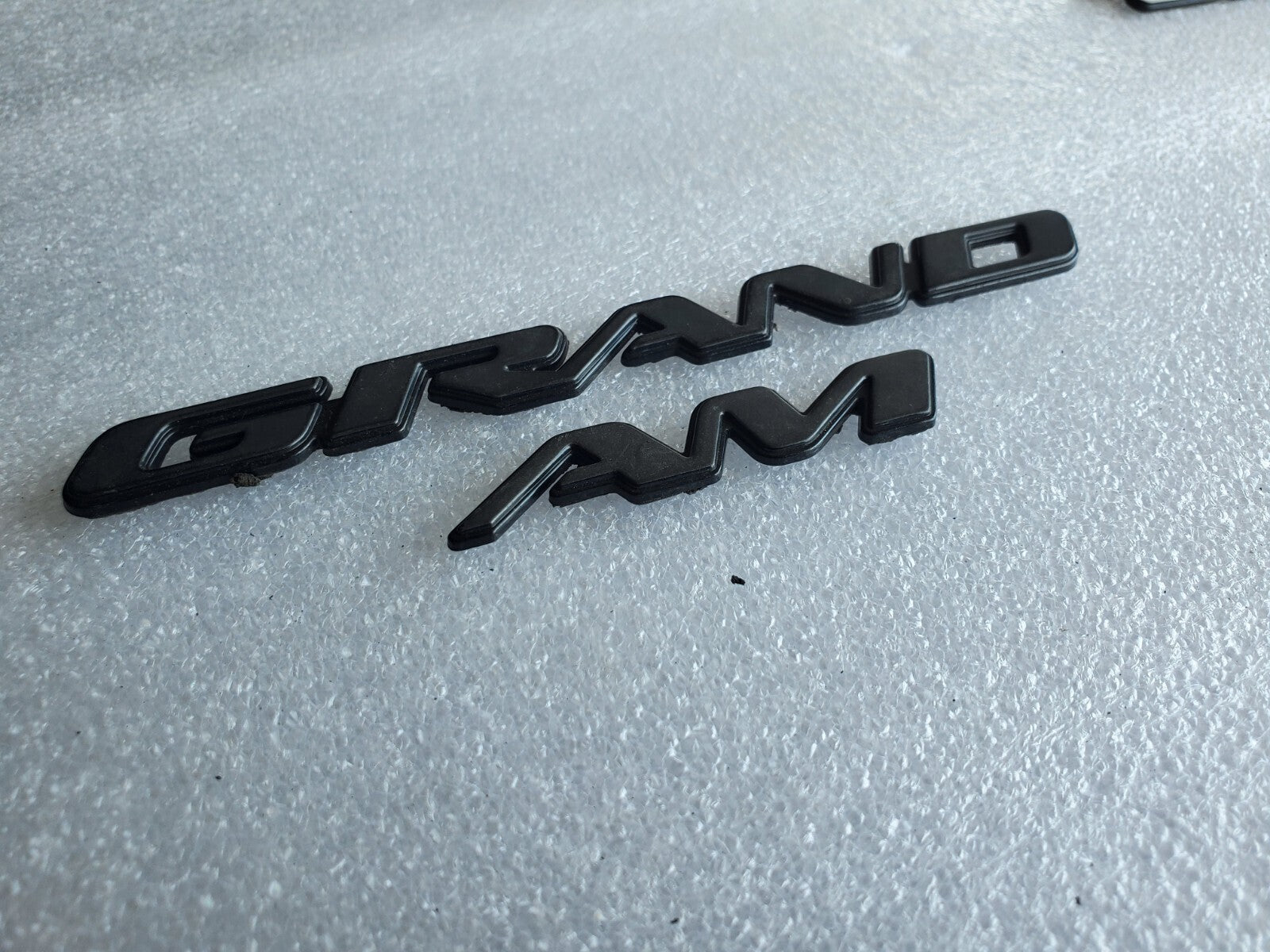 1997 2003 Pontiac Grand AM Door Name Plate Gray NAMEPLATE OEM VNTG