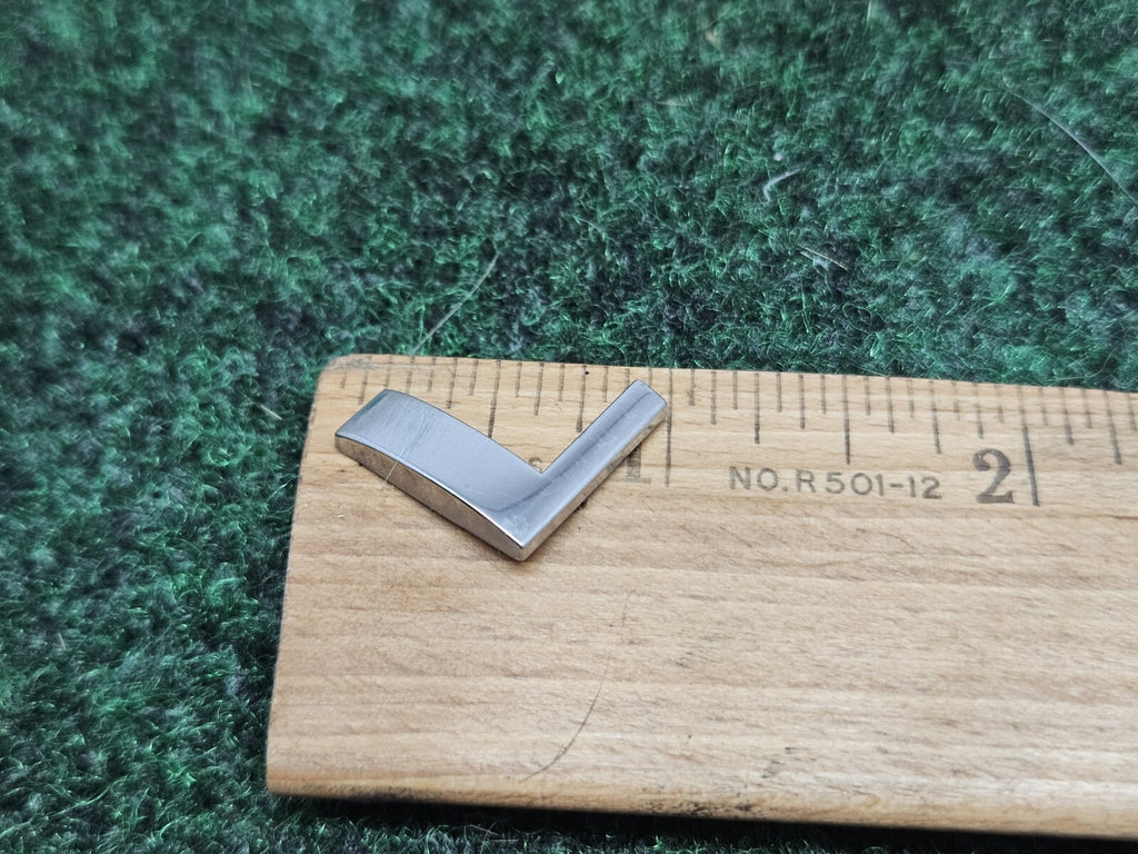 OEM "L" Chrome Individual Letter Lettering Emblem 3D Badge Logo Nameplate 7S7