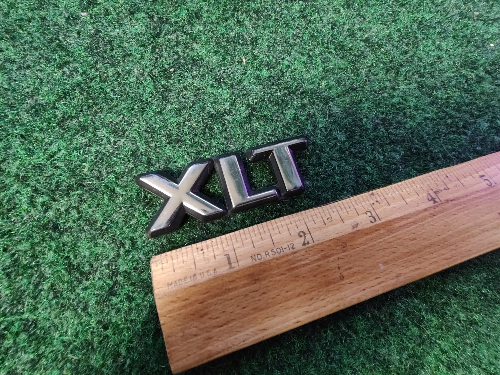 10 11 12 13 FORD TRANSIT CONNECT XLT EMBLEM LOGO BADGE SYMBOL SIGN USED OEM 1M6