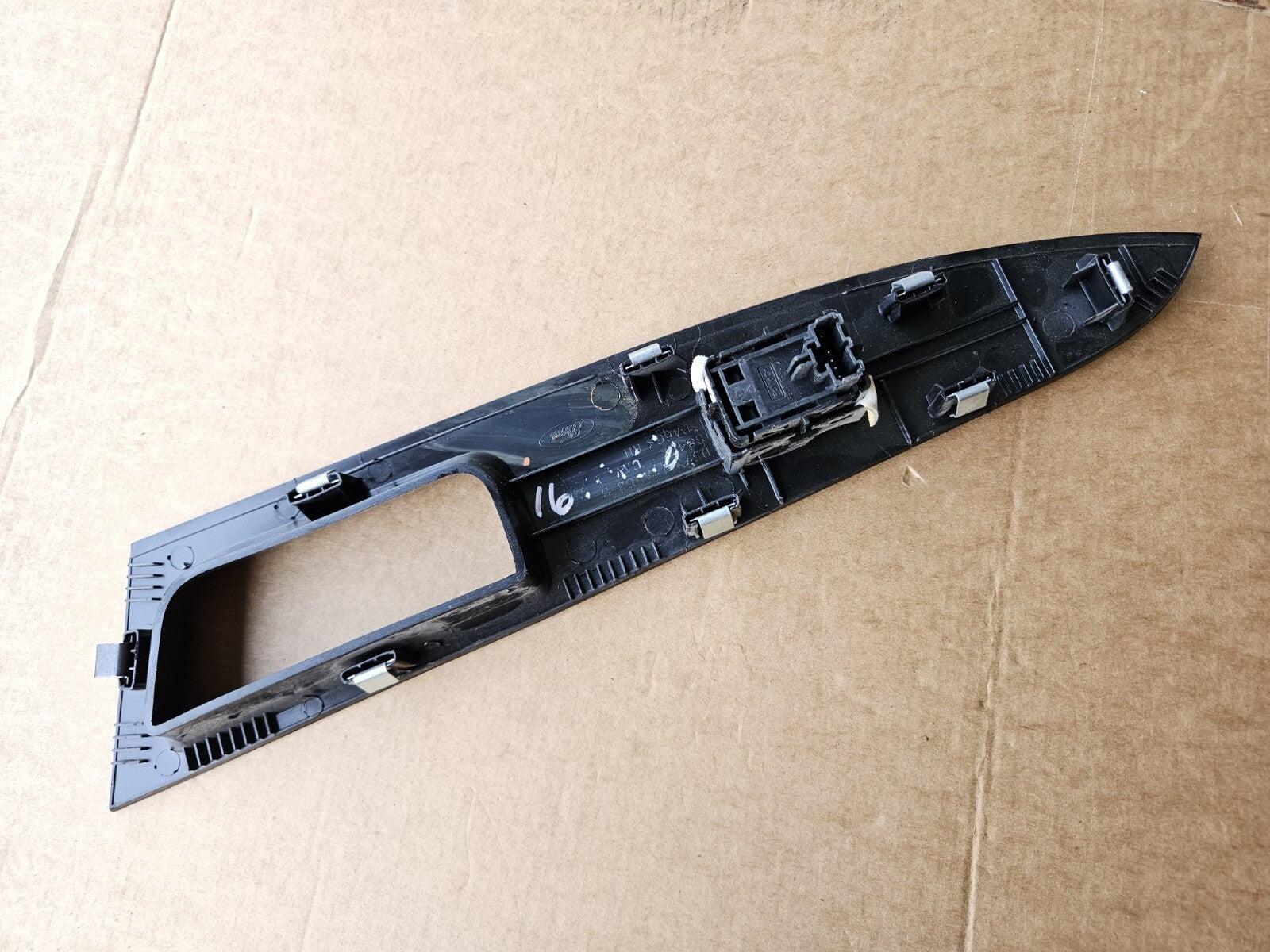 2013-2016 Ford Fusion Right Window Switch Bezel DS73-14A563-B OEM JT8
