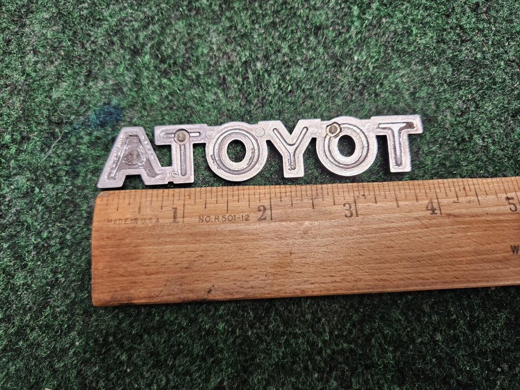 Toyota Rear Trunk Lid Emblem Name Plate Nameplate 4" Chrome OEM 5M2