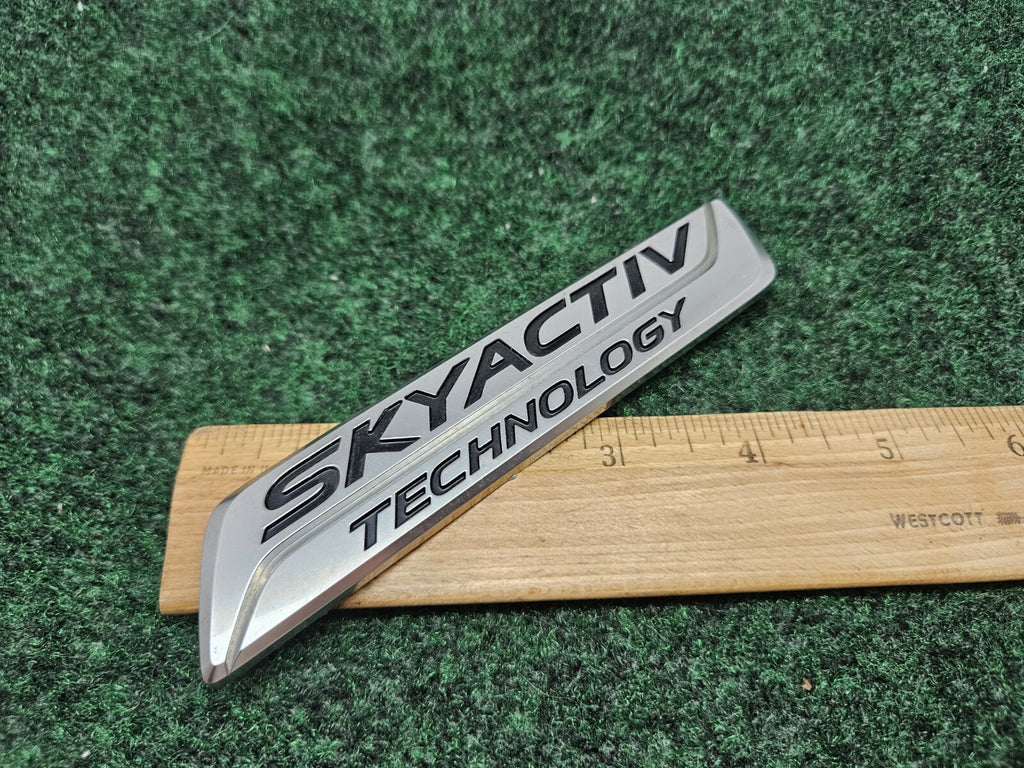 13 14 15 16 MAZDA CX5 CX-5 SKYACTIV TECHNOLOGY REAR EMBLEM LOGO BADGE USED GL2
