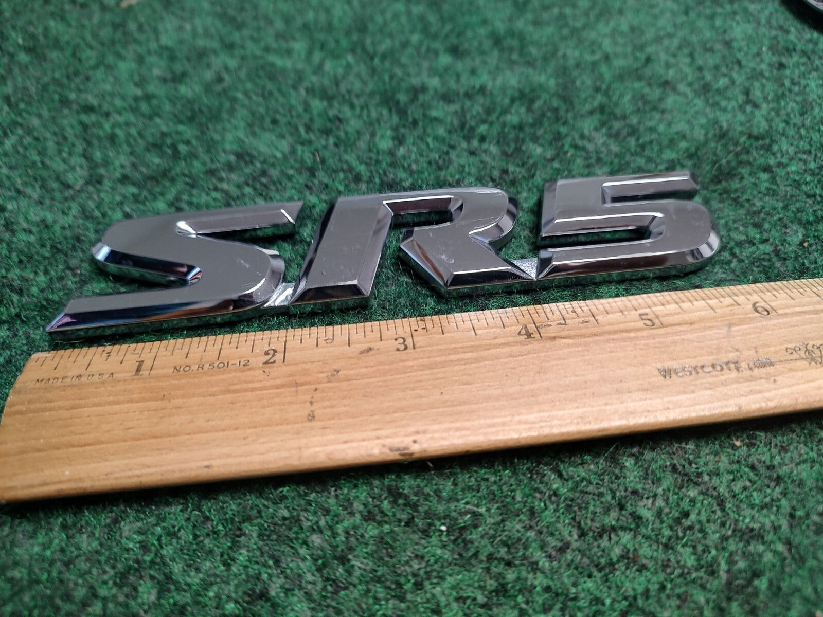 01 2004 2005 2006 2007 Toyota Sequoia SR5 Side Nameplate Emblem 75455-0C030 2S5
