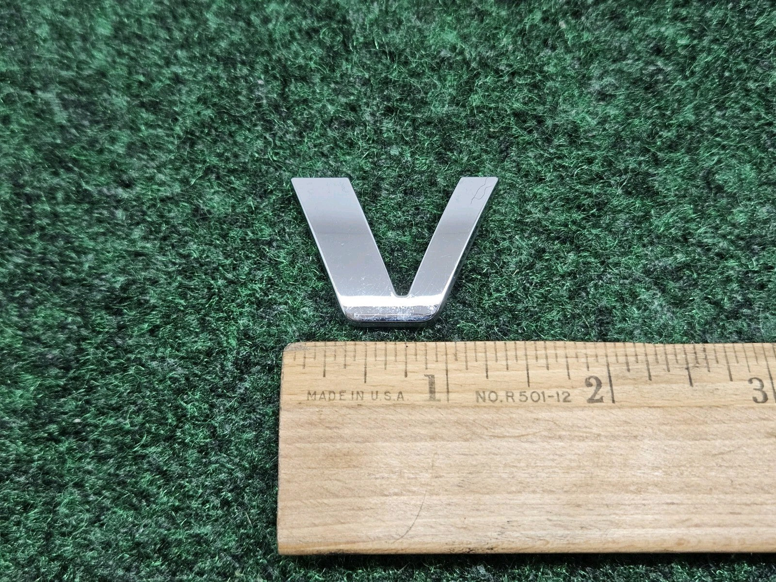 OEM "V" Chrome Individual Letter Lettering Emblem Badge Logo Nameplate 3D 7S9