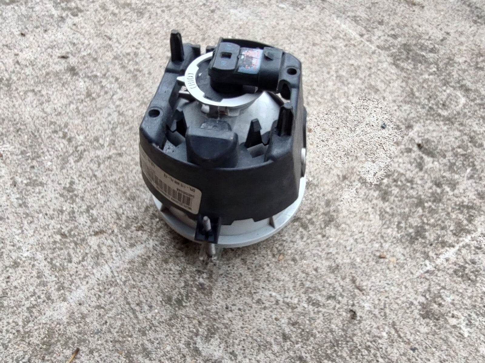 2006-2010 CHRYSLER 300 FOGLIGHT ASSEMBLY OEM 04805859AB LT5