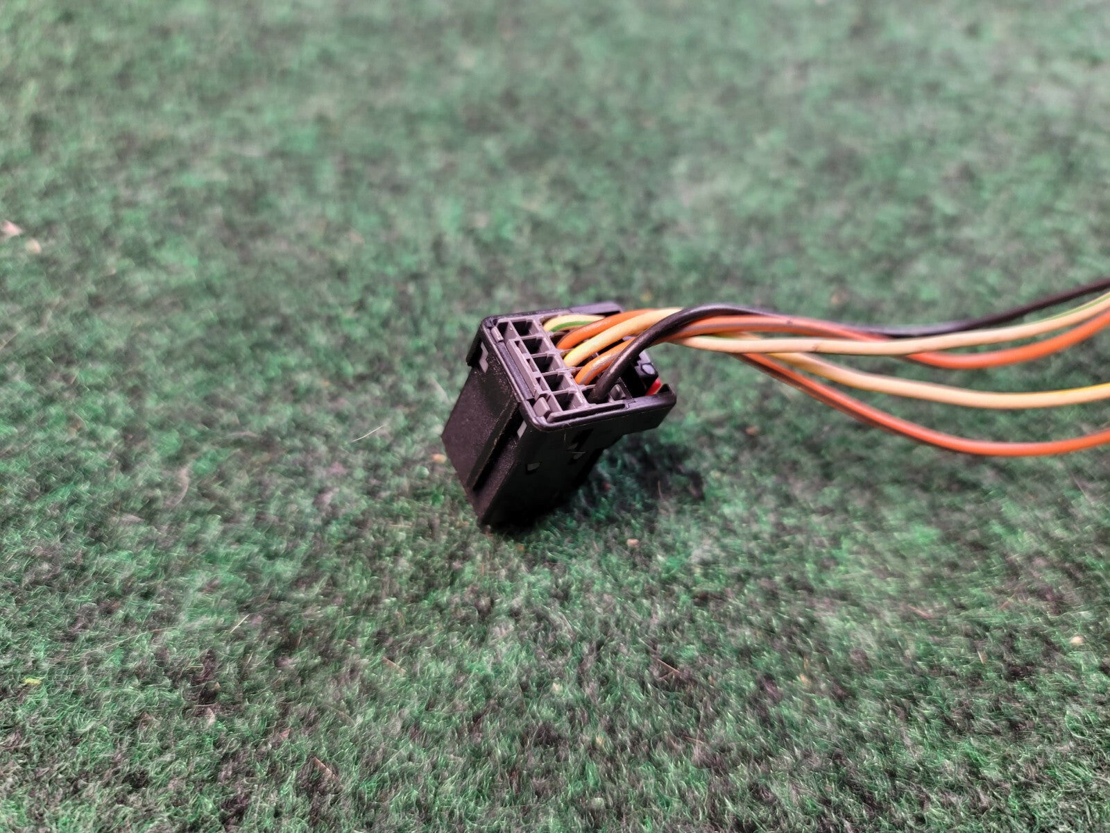 2011 2012 2013 Jeep Grand Cherokee HEAD LIGHT SWITCH WIRE For P68029265AC 2L6