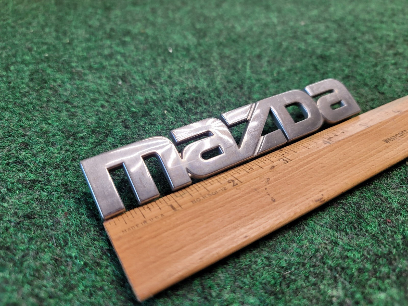 1999 00 2001 2002 2003 Mazda Protege Rear Trunk Nameplate Emblem B25D-51-710 2M7