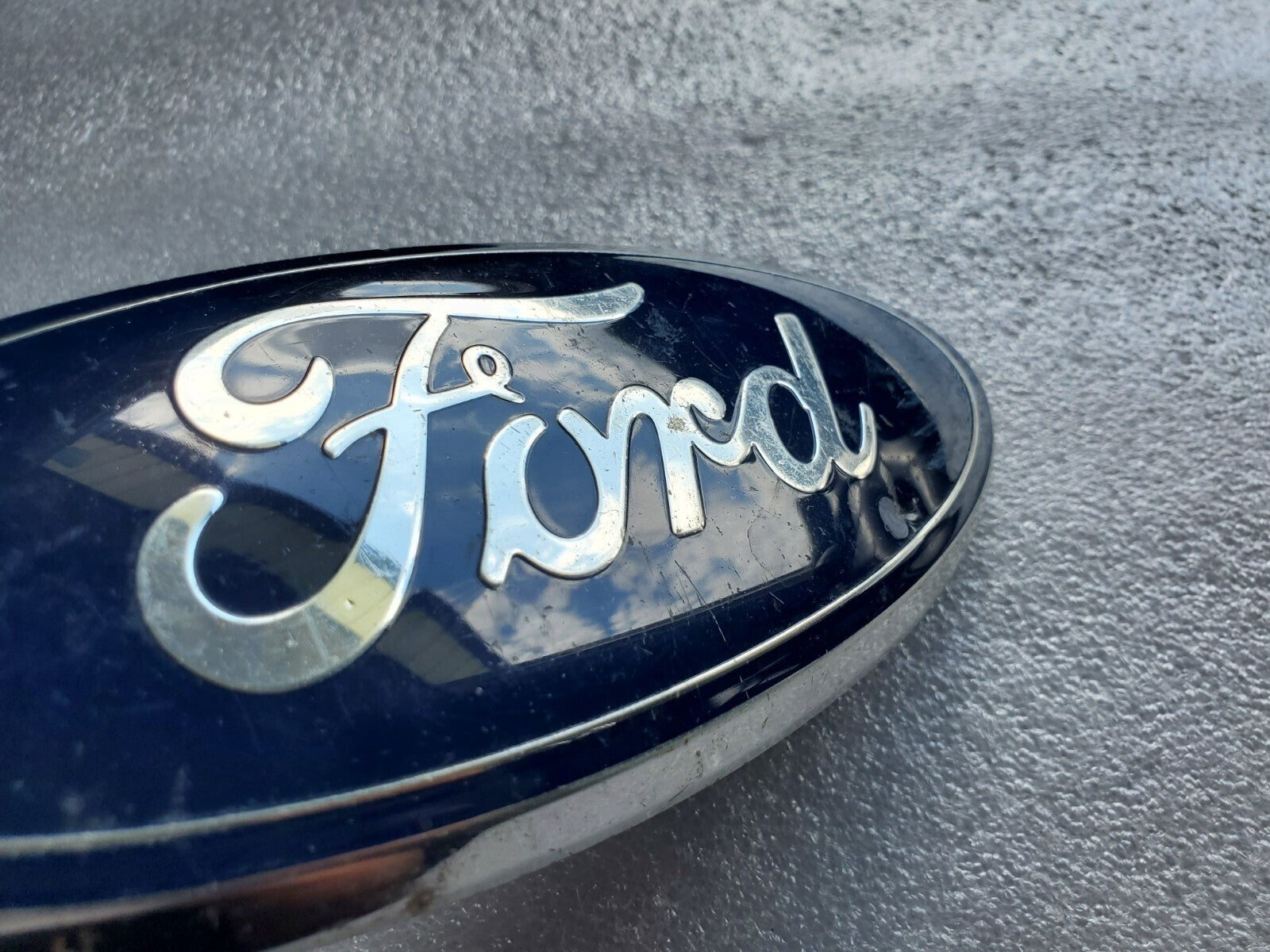 2011-2015 FORD RANGER TAILGATE BADGE EMBLEM OEM 9A24-402A16-AA 2L9