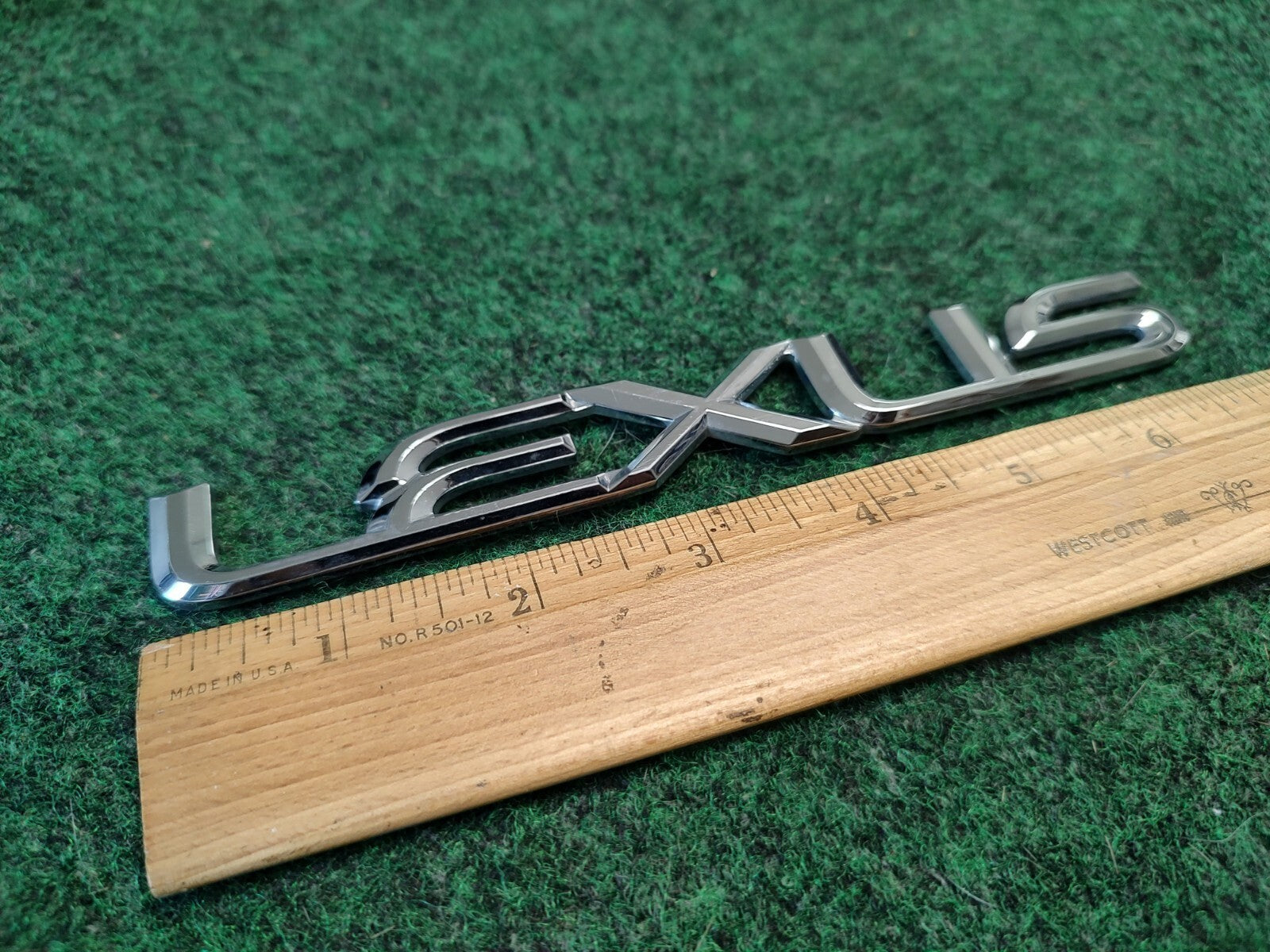 LEXUS ES300 Rear Emblem Trunk Badge Logo Chrome Name Plate Nameplate 2S8