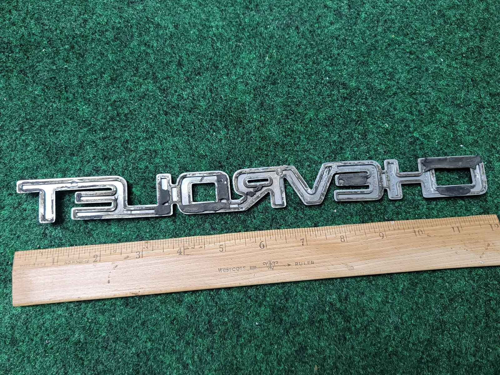 Chevrolet 1997-2003 Blazer 1999-2005 Venture Rear Emblem Badge Logo 10237582 1M1