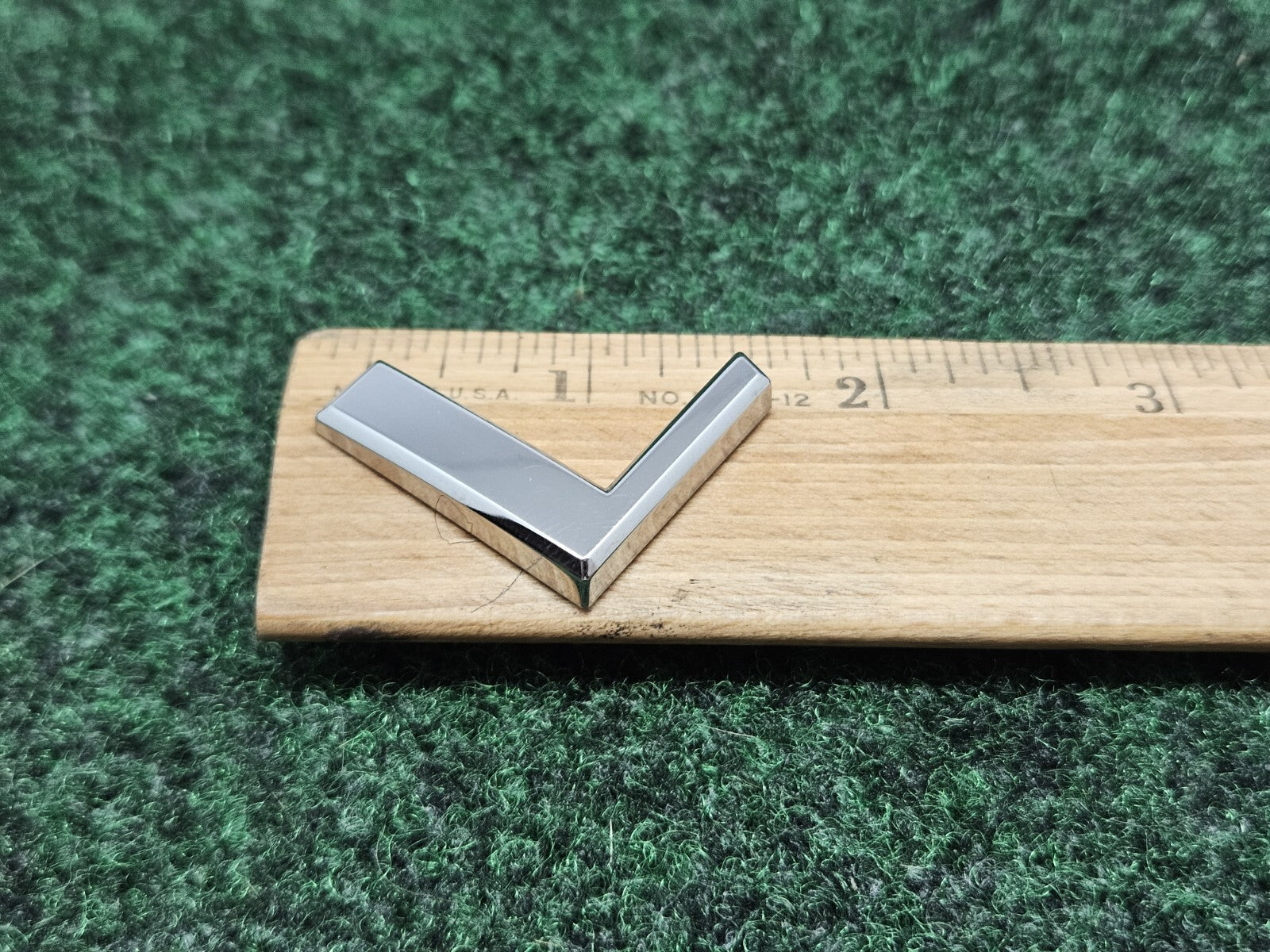 OEM "L" Chrome Individual Letter Lettering Emblem Badge Logo Nameplate 3D 7S9