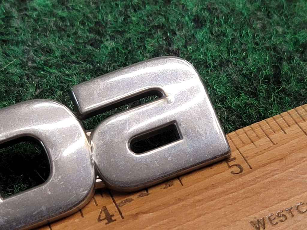 1999 00 2001 2002 2003 Mazda Protege Rear Trunk Nameplate Emblem B25D-51-710 2M7