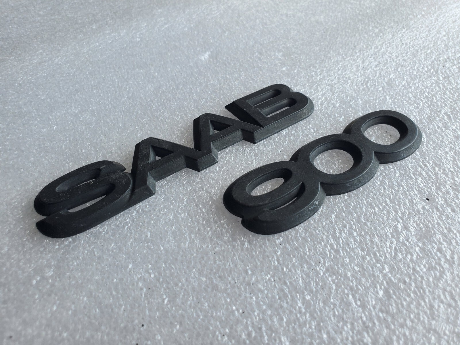 94 95 96 97 98 SAAB 900 REAR TRUNK LID EMBLEM LOGO BADGE SYMBOL OEM VNTG