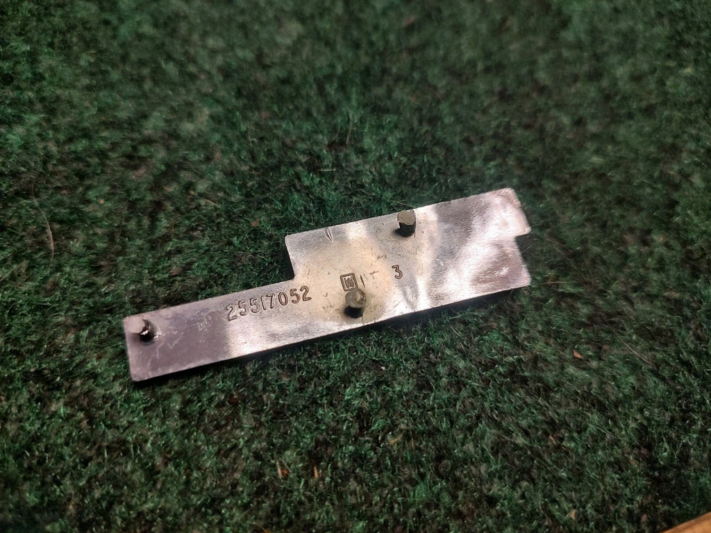 Buick Century Interior Dashboard Front Emblem Badge Logo Nameplate 25517052 2S1