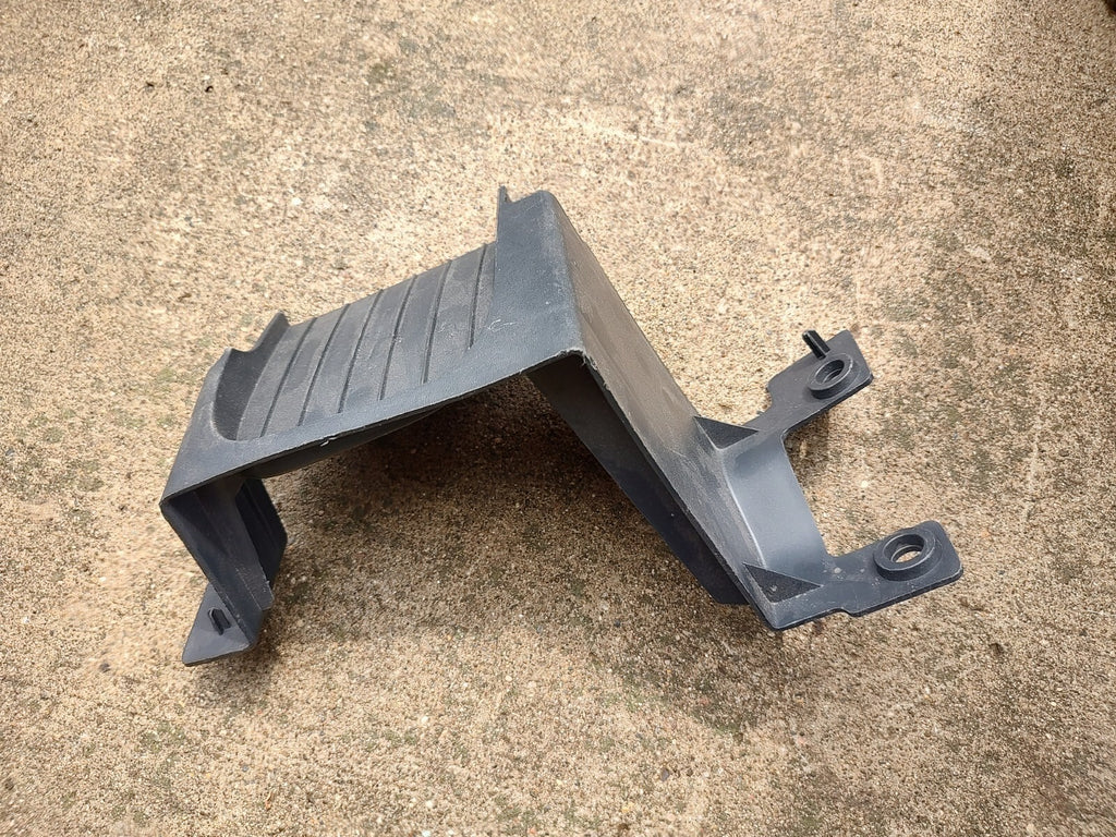 2008-2010 Ford F-250 OEM Super Duty Front Bumper Bezel Right 8C3Z17E810A LT5