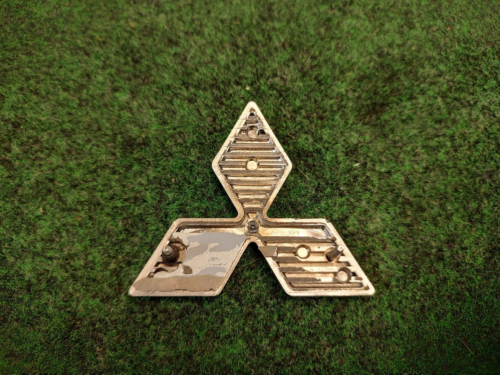 2002-2005 Mitsubishi Eclipse Rear Trunk Emblem Logo Nameplate MR971390 OEM 1S4