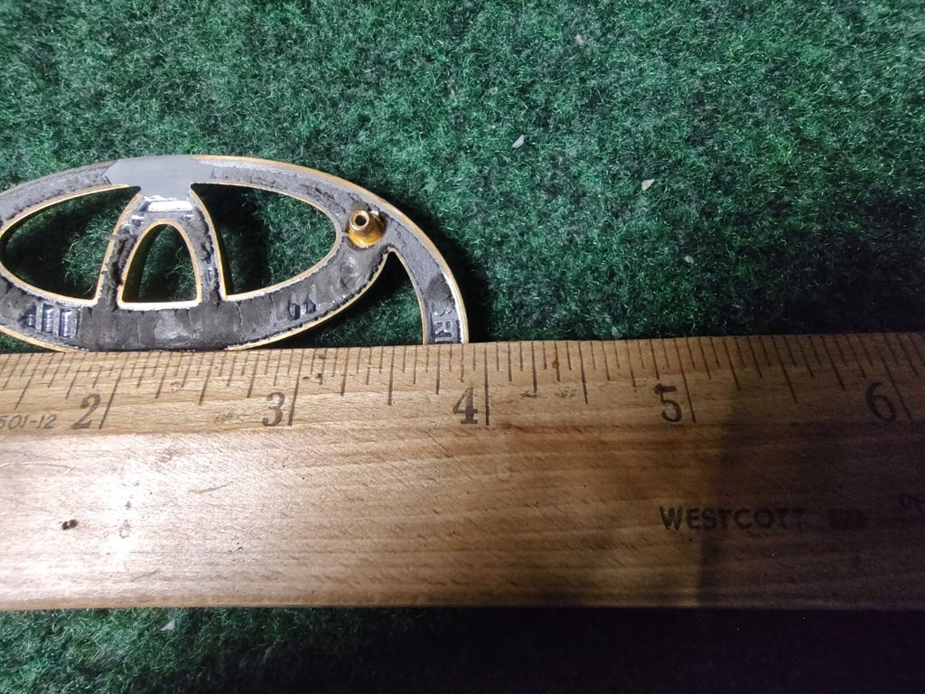 Toyota Chrome Emblem Logo Symbol Name Plate Gold See Measurements 4" 1S2
