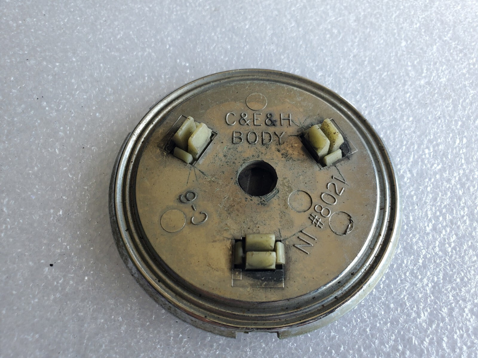 Buick OEM Vintage Wire Wheel Hubcap Center Cap Hub Cover Dust Cap 8021 C & E & H