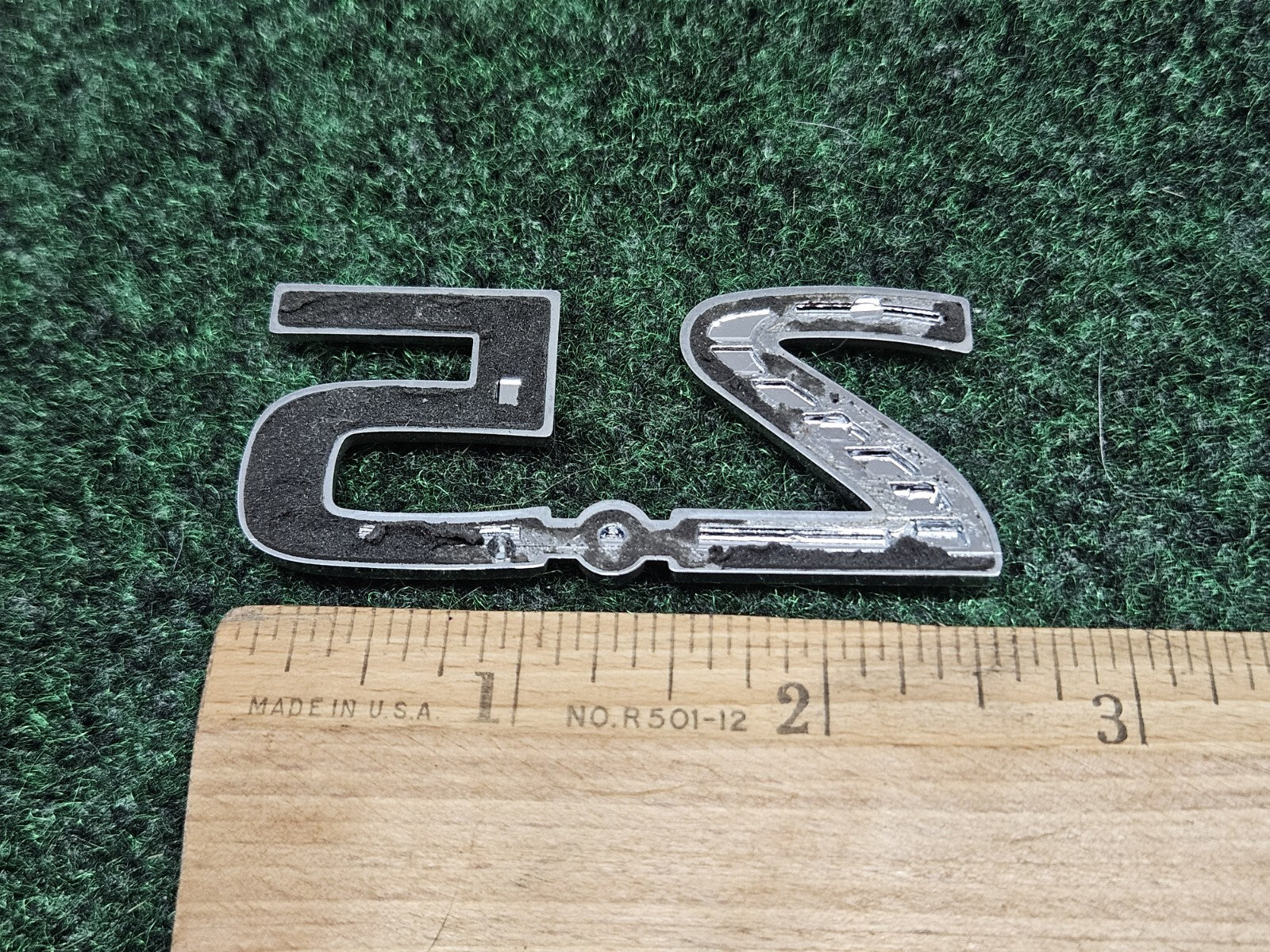 NISSAN 2.5 REAR CHROME EMBLEM LOGO SYMBOL BADGE OEM 7S7