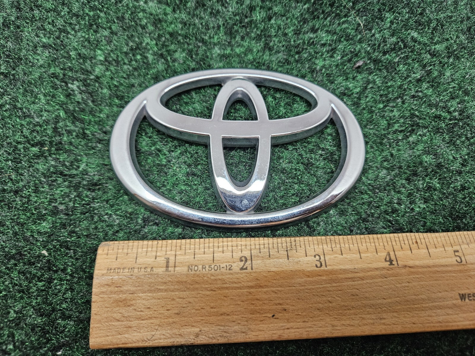 Toyota Chrome Emblem Logo Badge Name Plate Symbol Unknown Model 4" GL1