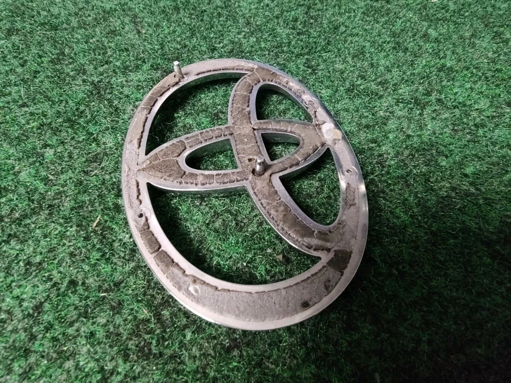 Toyota Chrome Emblem Logo Symbol Name Plate Unknown Model 4" 7S1