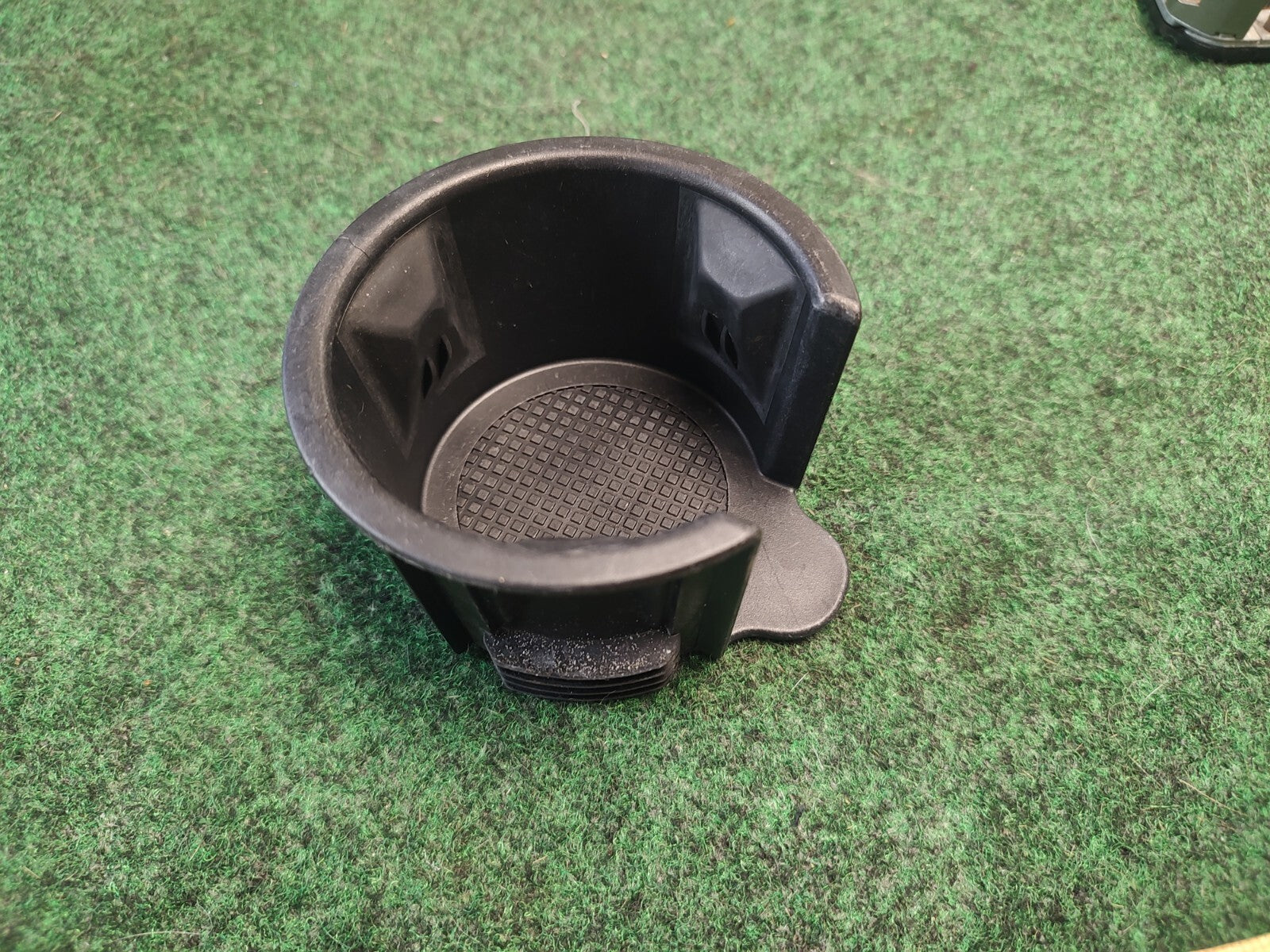 2006-13 LAND ROVER RANGE ROVER FRONT CONSOLE CUP HOLDER CUPHOLDER INSERT OEM 1S7