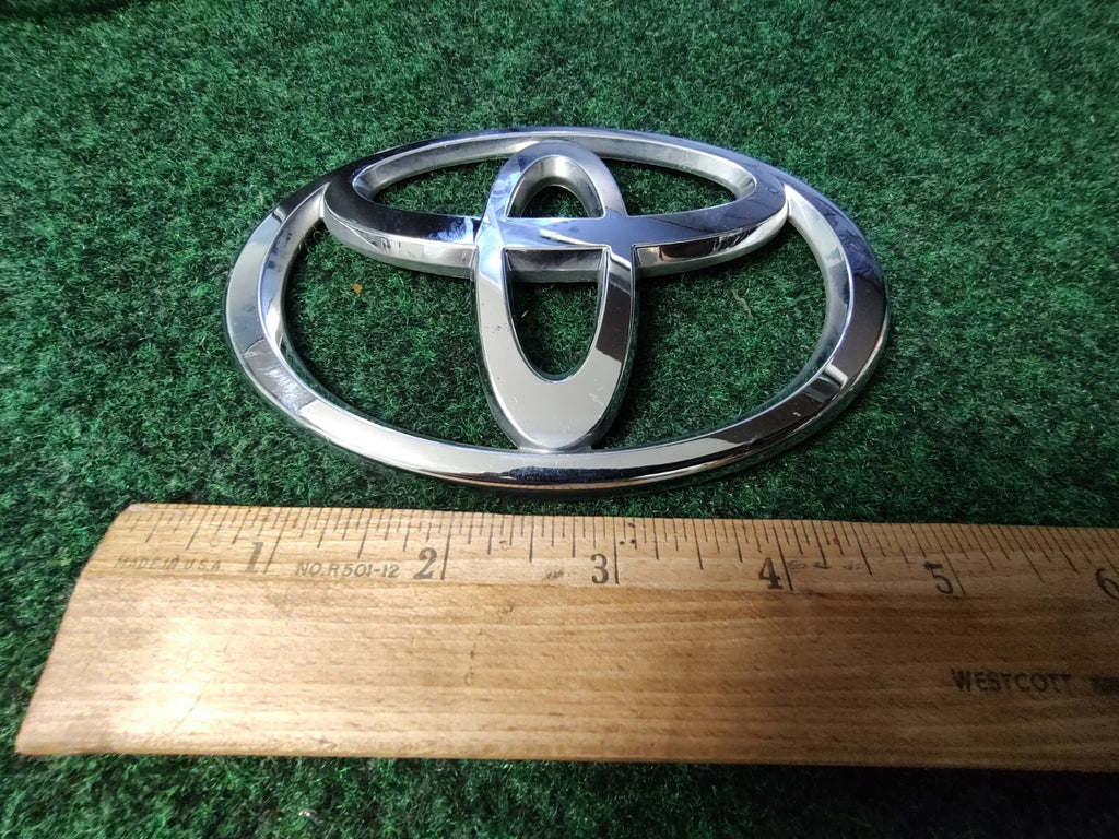 2004-2008 TOYOTA SOLARA TRUNK LID EMBLEM Name Plate Badge  75441AA060 4S4