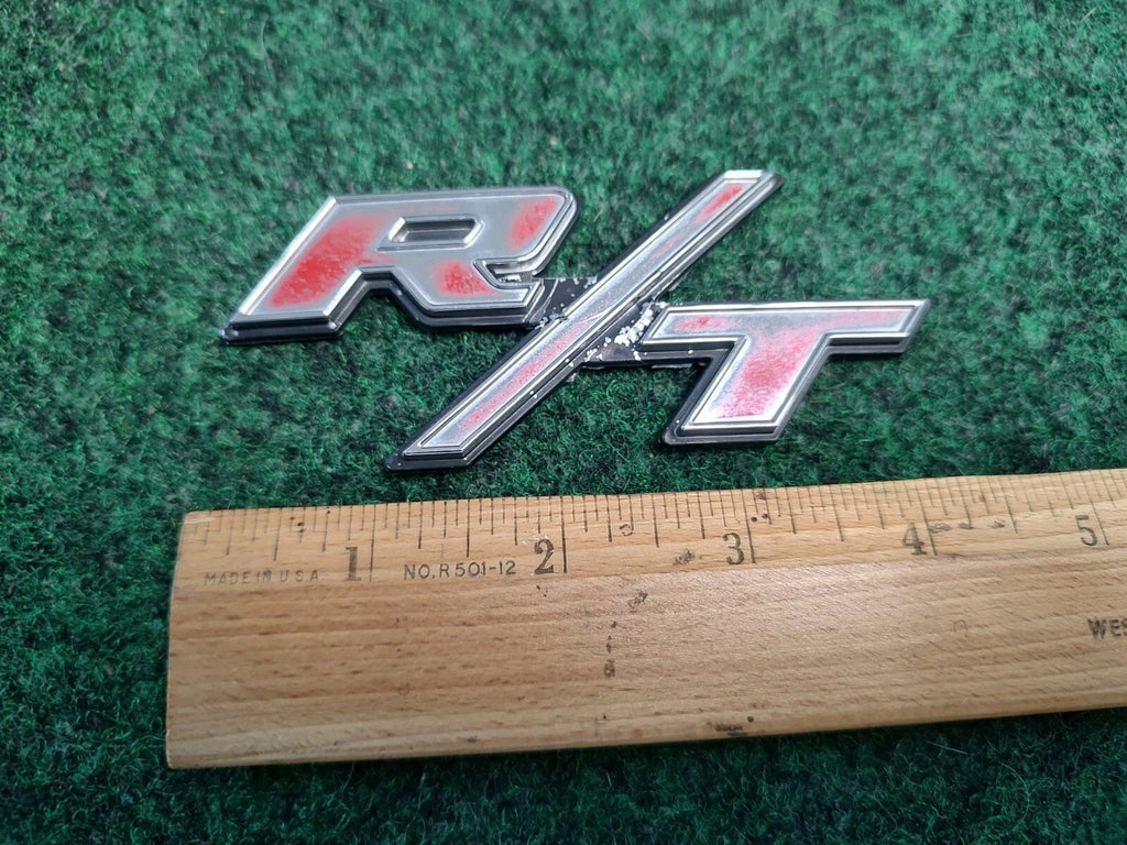 DODGE CHALLENGER CHARGER MAGNUM CALIBER R/T EMBLEM LOGO BADGE SYMBOL 2S2