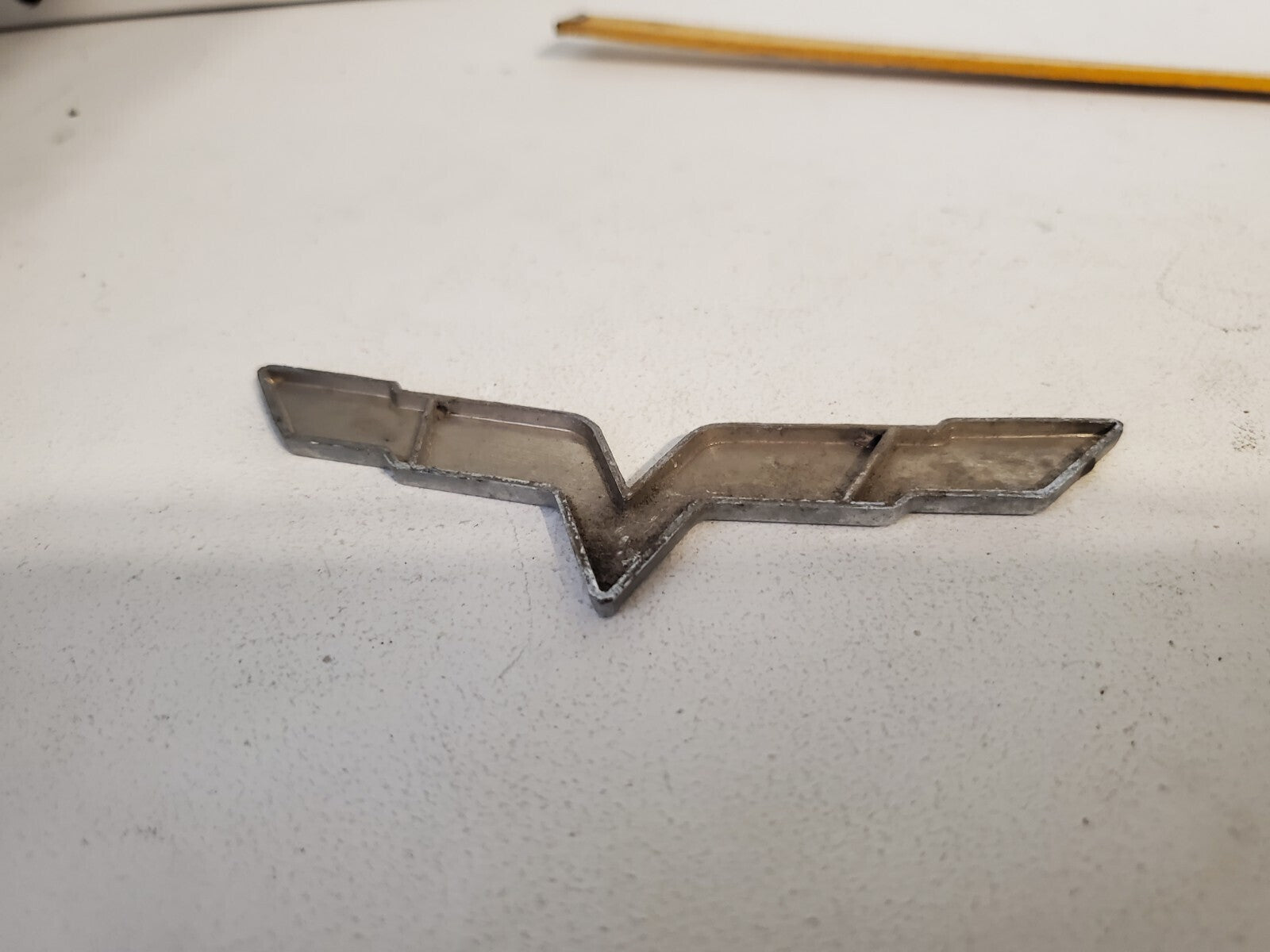 Fits Chevy Corvette C6 60 Years Emblem Cross Flag Badge Metal Logo 5L3