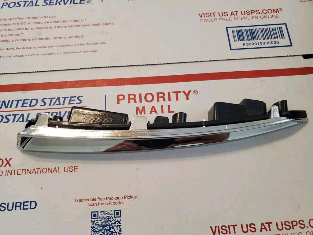 Headlight Lower Bracket Trim Moulding Fit Ford Escape 2013-16 Left Driver 4L7